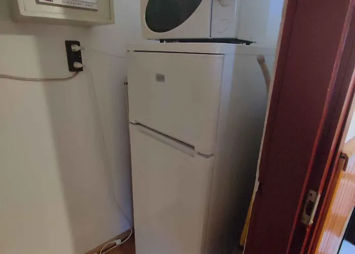 In Agard - Velence-see 51093 *