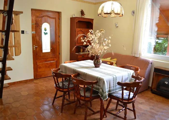 In Agard - Velence-see 51093 *